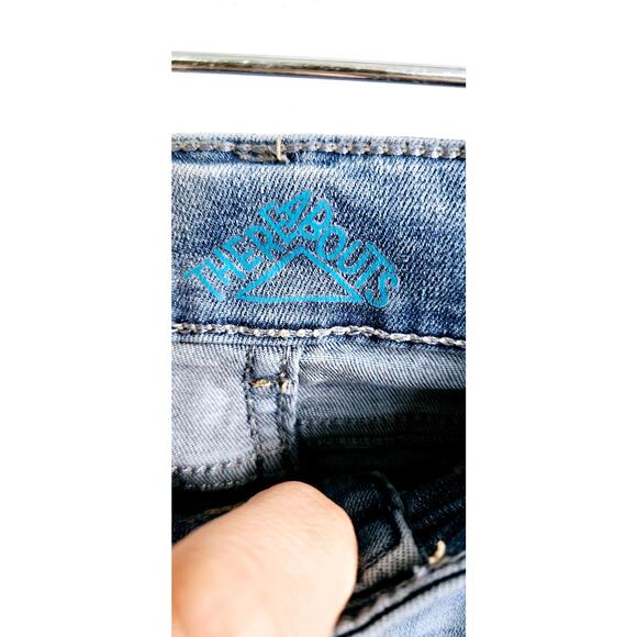 There Abouts Girls 6 Skinny Jeans Light Wash Distressed Stretchy Denim Casual - Picture 6 of 8